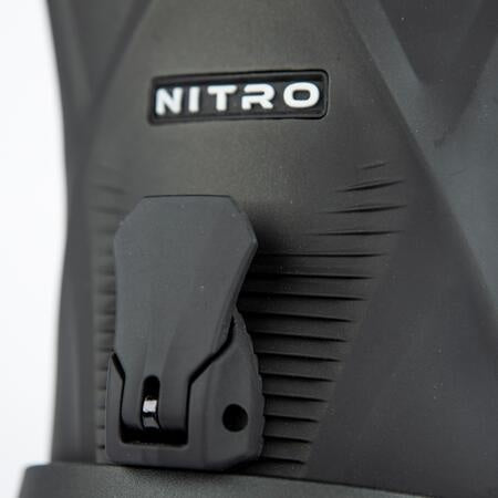 Nitro phantom ultra black snowboard bindings, in matt black with black adjustable straps in white logos