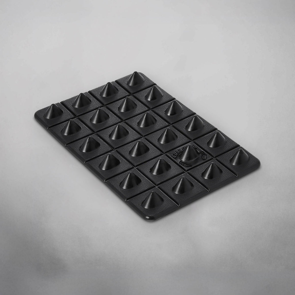Crab Grab - Shark Teeth - Snowboard Stomp Pad