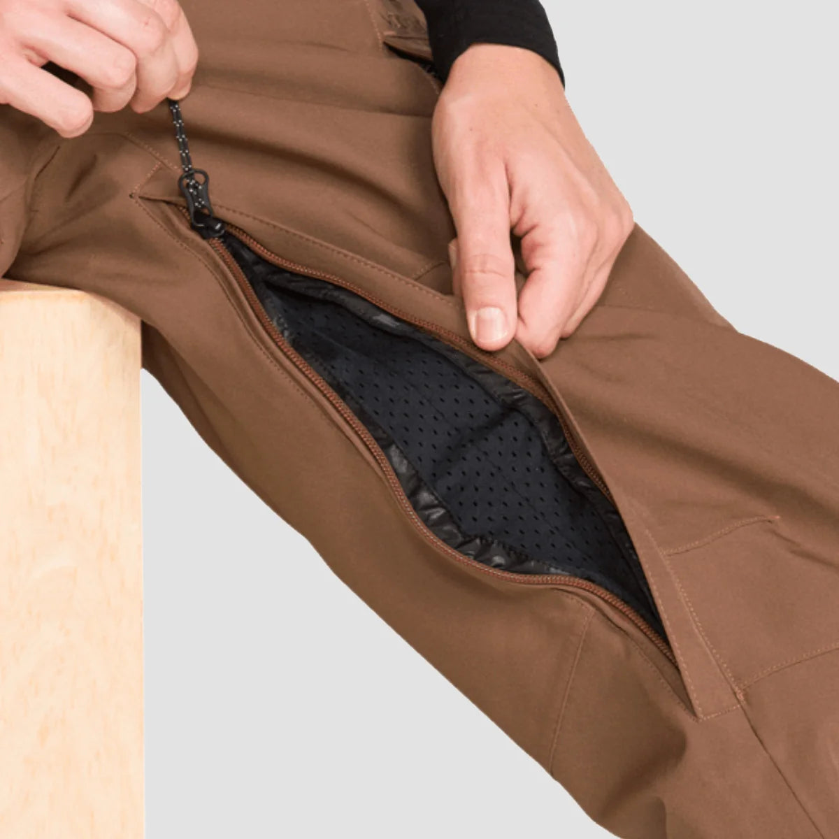 Volcom Creston 3D Stretch Bib - Desert Taupe