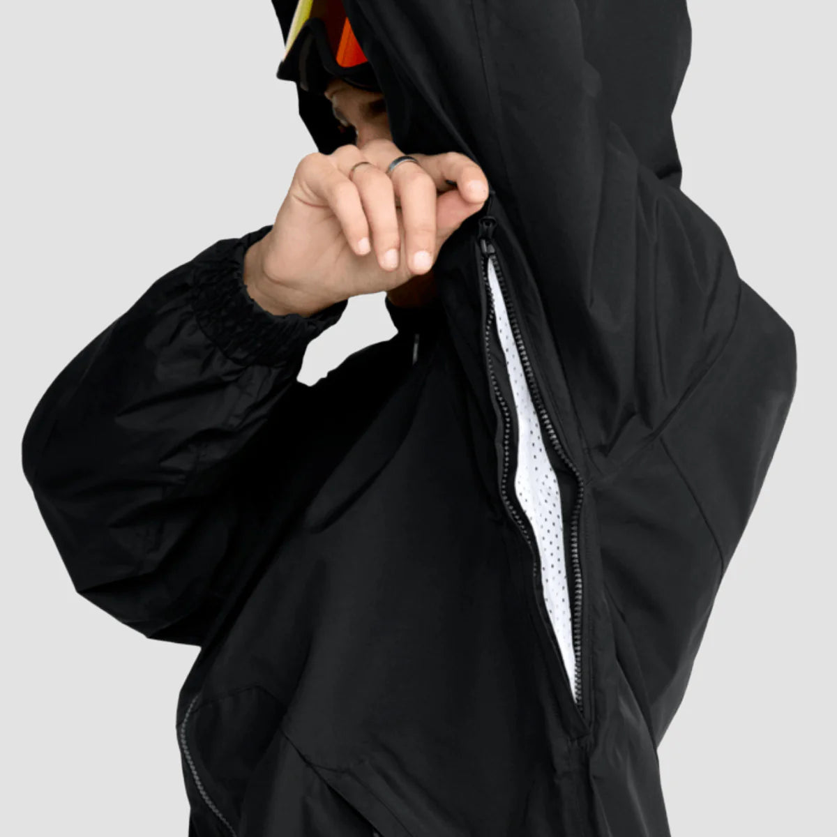 Volcom Longo Gore-Tex Snowboard Jacket - Mens - Black